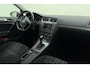 Volkswagen Golf Variant 1.2 TSI Connected Series Automaat | Navigatie | Trekhaak | Camera | Extra getint glas | Stoelverwarming | Lichtmetalen velgen | Dakrails