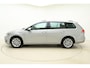 Volkswagen Golf Variant 1.2 TSI Connected Series Automaat | Navigatie | Trekhaak | Camera | Extra getint glas | Stoelverwarming | Lichtmetalen velgen | Dakrails