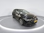 Volkswagen Golf 1.5 TSI 130pk Life · Apple/Android Car Play · ACC · Stuur- & Stoelverwarming · Trekhaak · Navigatie · Sfeerverlichting · 17"Velgen ·