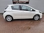 Toyota Yaris 1.5 Full Hybrid Dynamic met Panoramadak! | Clima | Camera | Navigatie | Afneembare fietsendrager | Keyless start | RIJKLAARPRIJS INCL 12 MAANDEN GARANTIE EN BEURT