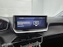 Peugeot 208 1.2 Hybrid Allure 110pk Automaat | Navigatie | Adaptieve Cruise Control | 16"LMV | Dodehoekdetectie | LED | Camera Voor + Achter | Climate Control | Apple Carplay/Android Auto |