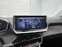 Peugeot 208 1.2 Hybrid Allure 110pk Automaat | Navigatie | Adaptieve Cruise Control | 16"LMV | Dodehoekdetectie | LED | Camera Voor + Achter | Climate Control | Apple Carplay/Android Auto |