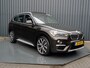 BMW X1 sDrive20i High Executive | Trekhaak afnb. | Panodak | Head Up | Camera | Elk. A-klep | Leder | Prijs Rijklaar!!