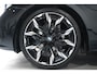 BMW 5-Serie Touring 530e M Sport / M Multifunctionele Stoelen / Harman Kardon / 21 Inch