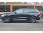 Volvo XC60 T6 Hybride AWD Black Edition | Head-Up Display | Trekhaak | Stoel + Stuur Verwarming | Panoramadak | Pilot-assist |