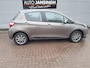 Toyota Yaris 1.5 Hybrid Aspiration Automaat | Clima | Camera | Navigatie | LM Velgen | Set winterwielen | RIJKLAARPRIJS INCL 12 MAANDEN GARANTIE EN BEURT