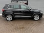 Volkswagen Tiguan 1.4 TSI R-Line Edition met Schuif/Kanteldak! | Lederen Bekleding | Stoelverwarming | PDC V+A | Navi | Bluetooth | Xenon | RIJKLAARPRIJS INCL 12 MAANDEN GARANTIE EN BEURT