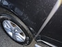 Volkswagen Transporter 2.0 TDI L2H2 Highline Automaat Airco Cruise Navi Alu Velg Trekhaak 2500 kg Side Bar Euro 5  pk 141