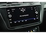 Volkswagen Tiguan 1.5 TSI 150pk DSG ACT R-Line Highline Trekhaak Camera Stoelverwarming Virtual Cockpit Panoramadak Navigatie