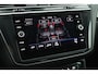 Volkswagen Tiguan 1.5 TSI 150pk DSG ACT R-Line Highline Trekhaak Camera Stoelverwarming Virtual Cockpit Panoramadak Navigatie