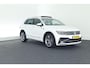 Volkswagen Tiguan 1.5 TSI 150pk DSG ACT R-Line Highline Trekhaak Camera Stoelverwarming Virtual Cockpit Panoramadak Navigatie