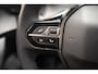 Peugeot e-2008 EV Active Pack 50kWh 3 fase [ LED Navi Stoelverwarming ]
