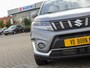 Suzuki Vitara 1.4 Boosterjet Style Hybrid | Schuif/Kanteldak | Leder | Adap. Cruise | Park sens | Lm-Velgen | Trekhaak