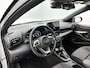 Toyota Yaris 1.5 Hybrid 130 Executive | Blindspot | Stoel + Stuurverwarming | Red Pack | Chrome Pack | Full Option |