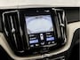 Volvo XC60 2.0 T8 Twin Engine AWD Inscription Sport 391Pk Automaat (PANORAMADAK, LUCHTVERING, MEMORY SEATS, STOELVERWARMING ACHTER, 360 CAMERA, GETINT GLAS, APPLE CARPLAY, NIEUWSTAAT)