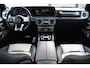 Mercedes-Benz G-klasse 63 AMG Manufaktur/Night pakket/Magno matt/Panoramadak/Burmester/Sfeerverlichting/Entertainment schermen/Akrapović/AMG active ride control/Elektrisch verstelbare stoelen met memory + massage/Stoel verwarming + koeling/360° camera/voorruitverwarming/IWC/Ala