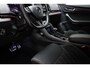 Skoda Karoq 1.5 TSI ACT Sportline Business | DAB | STOELVERWARMING | CAMERA | 19"
