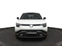 Suzuki e-Vitara | Climate control | Cruise control adaptive | Navigatie | Panoramadak | Apple carplay, android auto | Stuur en stoelverwarming | Warmtepomp | Infinity sound system | Elektrisch verstelbare stoel |
