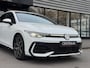 Volkswagen Golf 1.5 eTSI R-Line Edition NL-Auto|CameraIQ-Lights|Carplay|Keyless
