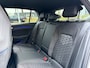 Volkswagen Golf 1.5 eTSI R-Line Edition NL-Auto|CameraIQ-Lights|Carplay|Keyless