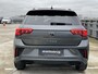 Volkswagen T-Roc 1.5 TSI 150PK DSG R-Line Business / Panoramadak / Black Style / 19" LMV / IQ LED / Digitale Cockpit Pro / Achteruitrijcamera / Stuur + Stoelverwarming **