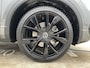 Volkswagen T-Roc 1.5 TSI 150PK DSG R-Line Business / Panoramadak / Black Style / 19" LMV / IQ LED / Digitale Cockpit Pro / Achteruitrijcamera / Stuur + Stoelverwarming **