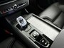 Volvo XC90 T8 Plug-in hybrid AWD Ultra Dark | Panoramadak | 360° camera | Bowers & Wilkins | Luchtvering | Head-up Display | Stoelventilatie | Stoel- en Stuurverwarming | Trekhaak