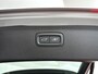 Volvo XC90 T8 Plug-in hybrid AWD Ultra Dark | Panoramadak | 360° camera | Bowers & Wilkins | Luchtvering | Head-up Display | Stoelventilatie | Stoel- en Stuurverwarming | Trekhaak