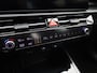 Kia Niro EV Light Edition 64.8 kWh | Navigatie | 17" LMV | Camera | Parkeer Sensoren | Cruise Control | Climate Control
