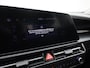 Kia Niro EV Light Edition 64.8 kWh | Navigatie | 17" LMV | Camera | Parkeer Sensoren | Cruise Control | Climate Control