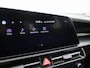 Kia Niro EV Light Edition 64.8 kWh | Navigatie | 17" LMV | Camera | Parkeer Sensoren | Cruise Control | Climate Control