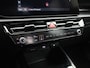 Kia Niro EV Light Edition 64.8 kWh | Navigatie | 17" LMV | Camera | Parkeer Sensoren | Cruise Control | Climate Control