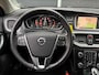 Volvo V40 Cross Country T3 Polar+ Luxury | Harman Kardon Premium Sound | Panoramadak | Parkeersensoren en Parkeercamera achter | Lederen bekleding | Standkachel | Volvo Guard alarm | Climate control | Cruise control |
