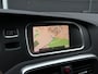 Volvo V40 Cross Country T3 Polar+ Luxury | Harman Kardon Premium Sound | Panoramadak | Parkeersensoren en Parkeercamera achter | Lederen bekleding | Standkachel | Volvo Guard alarm | Climate control | Cruise control |