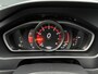 Volvo V40 Cross Country T3 Polar+ Luxury | Harman Kardon Premium Sound | Panoramadak | Parkeersensoren en Parkeercamera achter | Lederen bekleding | Standkachel | Volvo Guard alarm | Climate control | Cruise control |
