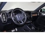 Volvo XC40 T5 Recharge R-Design - Panorama/schuifdak - IntelliSafe Assist & Surround - Harman/Kardon audio - Parkeercamera achter - Parkeersensoren voor & achter - Draadloze tel. lader - 19' LMV