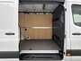 Mercedes-Benz Sprinter 319 1.9 Pro L2H1 3500kg trekhaak Distronic Navigatie Led Stoelverwarming Comfortstoel Betimmering