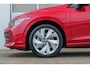 Volkswagen Golf 1.5 eHybrid 204pk Life Edition | SoH 100% | Panoramadak | Stoelverwarming | Achteruitrijcamera | Navigatie