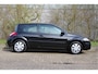 Renault Megane 1.6-16V Tech Road | NL-auto | Rijklaar! | Nieuwe APK! | Airco | Cruise control | Elek. ramen | Radio | Trekhaak |