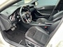 Mercedes-Benz A-klasse 180 Ambition AUT PANO AMG PDC