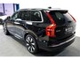 Volvo XC90 2.0 T8 AWD 335kW/456pk Aut8 Recharge Long Range Ultra Bright LUCHTVERING + PANORAMADAK + HARMAN/KARDON + STOELVERWARMING V&A + STUURVERWARMING + NAPPALEDER + ADAPT.CRUISE + BLIS + GOOGLE DASH&SERVICES + 360 CAMERA + PARKSENSOREN + 21" LM-VELGEN!!