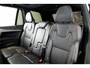 Volvo XC90 2.0 T8 AWD 335kW/456pk Aut8 Recharge Long Range Ultra Bright LUCHTVERING + PANORAMADAK + HARMAN/KARDON + STOELVERWARMING V&A + STUURVERWARMING + NAPPALEDER + ADAPT.CRUISE + BLIS + GOOGLE DASH&SERVICES + 360 CAMERA + PARKSENSOREN + 21" LM-VELGEN!!