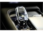 Volvo XC90 2.0 T8 AWD 335kW/456pk Aut8 Recharge Long Range Ultra Bright LUCHTVERING + PANORAMADAK + HARMAN/KARDON + STOELVERWARMING V&A + STUURVERWARMING + NAPPALEDER + ADAPT.CRUISE + BLIS + GOOGLE DASH&SERVICES + 360 CAMERA + PARKSENSOREN + 21" LM-VELGEN!!