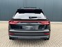 Audi Q8 55 TFSI quattro * S-line * Panoramadak * Dealer onderh. *