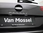 Volkswagen Passat Variant 1.5 TSI Style Business 150 PK| Dealer Onderhouden | Trekhaak | Achteruitrijcamera | Verwarmde Voorruit | Navigatie | Buitenspiegels Inklapbaar