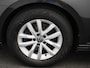 Volkswagen Passat Variant 1.5 TSI Style Business 150 PK| Dealer Onderhouden | Trekhaak | Achteruitrijcamera | Verwarmde Voorruit | Navigatie | Buitenspiegels Inklapbaar
