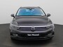 Volkswagen Passat Variant 1.5 TSI Style Business 150 PK| Dealer Onderhouden | Trekhaak | Achteruitrijcamera | Verwarmde Voorruit | Navigatie | Buitenspiegels Inklapbaar