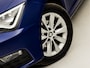 SEAT Leon ST 1.0 EcoTSI Intense Sport Automaat (APPLE CARPLAY, NAVIGATIE, CLIMATE, GETINT GLAS, LED KOPLAMPEN, SPORTSTOELEN, TREKHAAK, CAMERA, PARKEERSENSOREN, NIEUWSTAAT)