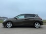 Nissan Pulsar 1.2 DIG-T Connect Edition Camera Navi Key-Less Trekhaak Clima 17" Velgen PDC Cruise 6 Versnellingen Dealer onderhoud
