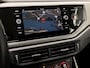 Volkswagen Polo 1.0 TSI Sportline (APPLE CARPLAY, GROOT NAVI, ADAPTIVE CRUISE, SPORTSTOELEN, LM VELGEN, ARMSTEUN, NIEUWE APK, NIEUWSTAAT)